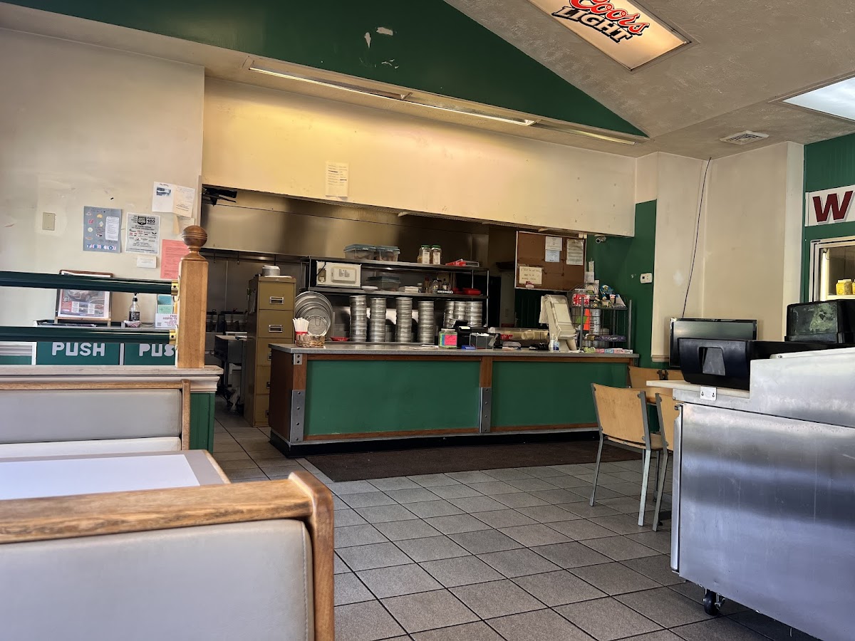 Dominic's Family Pizza